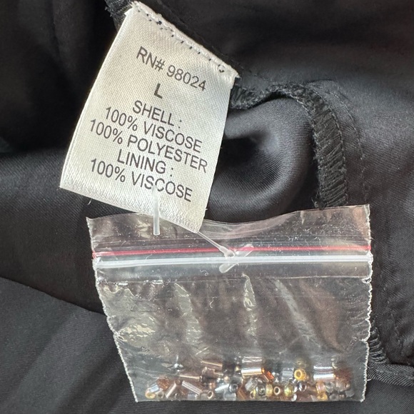 Love The Label Serafina Embellished top black size L - Picture 9 of 11